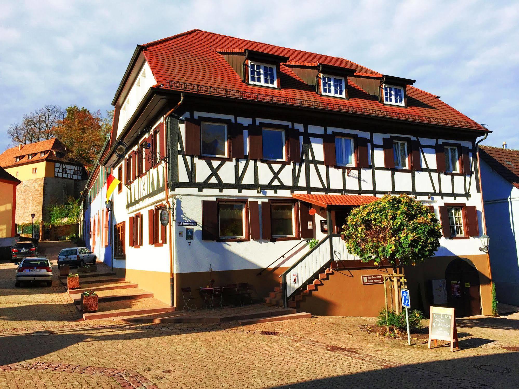 Hotel Landgasthof Sonne Mahlberg Exterior foto